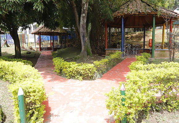 Centro Vacacional Policía, El Círculo, Medellín