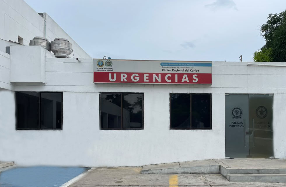fachada_letrero_urgencias