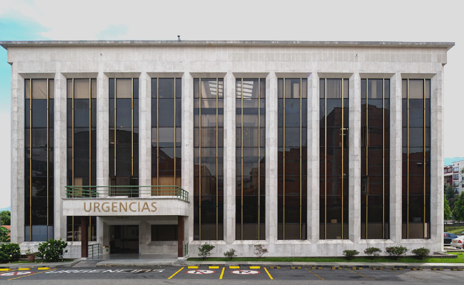 fachada_letrero_urgencias_antioquia