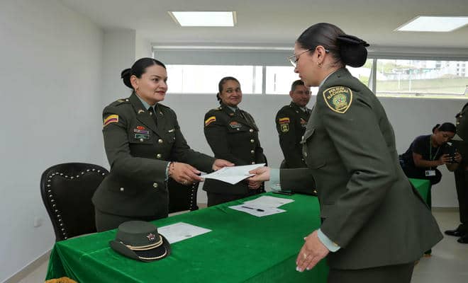 Formación Bilingüe Para El Servicio En Los Territorios