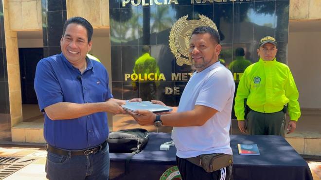 Taxista, da un gran ejemplo a la ciudadanía en la Capital Opita