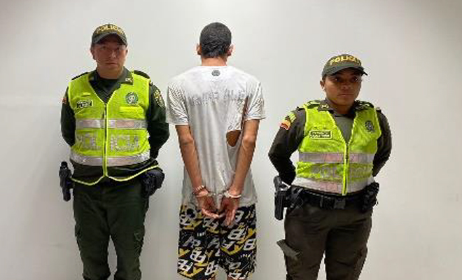 Intimidó a su víctima para despojarla de sus pertenencias