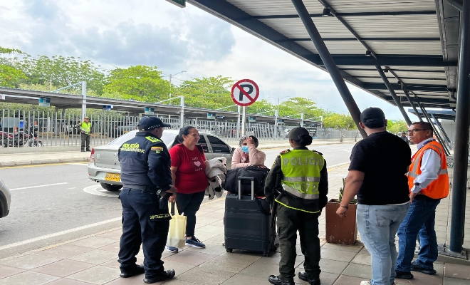 La Policía refuerza seguridad en el Aeropuerto Los Garzones con estrategia “Turismo Seguro”