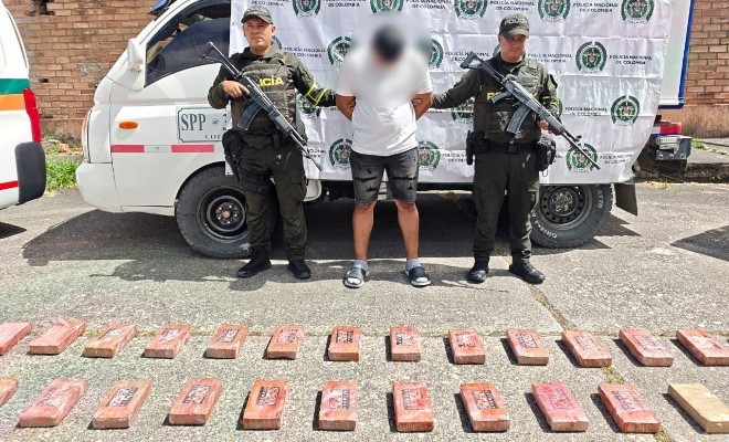 Policía Nacional incauta 192 kilogramos de clorhidrato de cocaína en la vía Panamericana