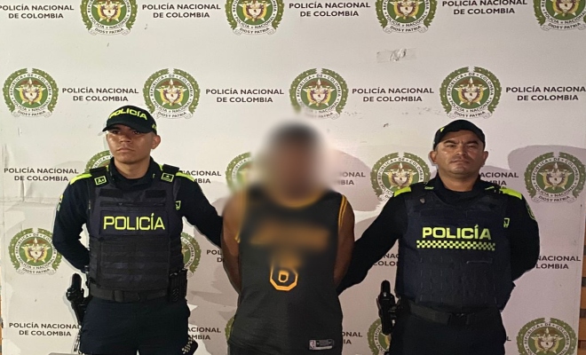 Dos policías, un capturado