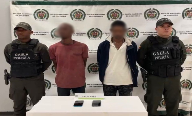 Dos policías, dos capturado y elementos incautados