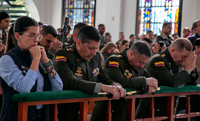 Director General de la Policía en ceremonia homenaje a las víctimas del terremoto