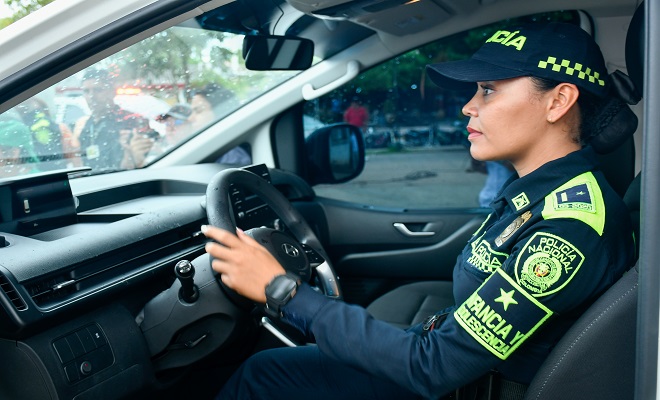 Entrega de vehículos al grupo de infancia Meta