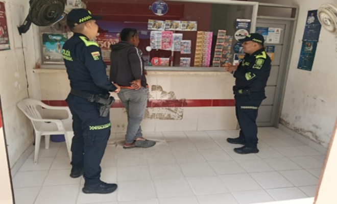 El_Grupo_de_Polic&iacute;a_Comunitaria_se_llev&oacute;_a_cabo_una_jornada_de_acompa&ntilde;amiento