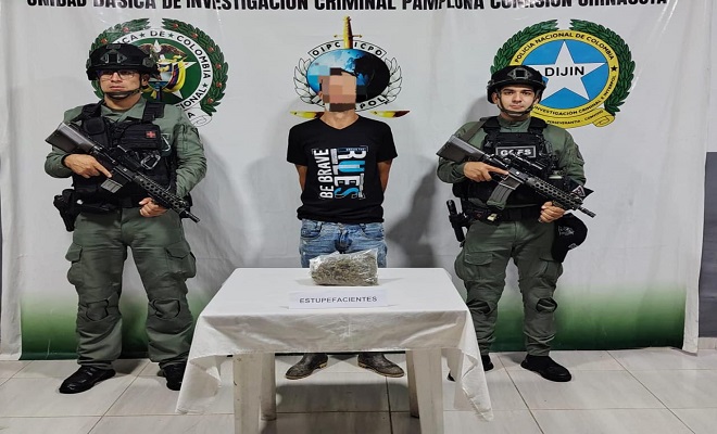 Capturado un hombre de 27 años, quien transportaba más de 80 dosis de marihuana