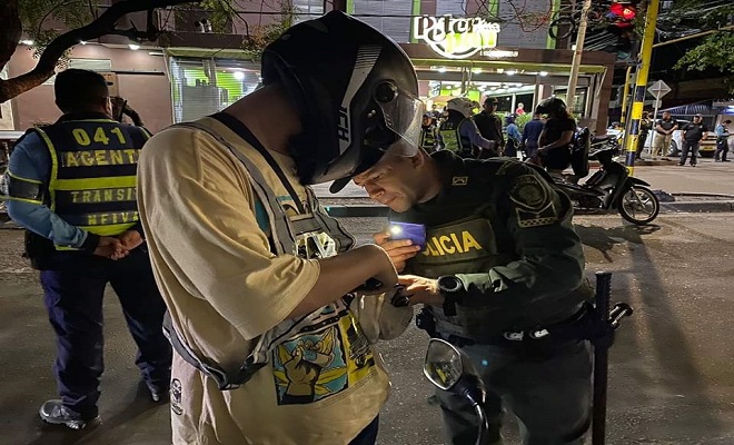 Policía Metropolitana se toman comunas 