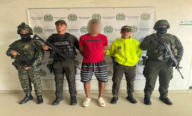 Captura de un ciudadano en el barrio Barco, quien era requerido por orden judicial solicitada por la Fiscalía General de la Nación por los delitos de concierto para delinquir agravado y extorsión.  Captura de un ciudadano en el barrio Barco, quien era requerido por orden judicial solicitada por la Fiscalía General de la Nación por los delitos de concierto para delinquir agravado y extorsión.