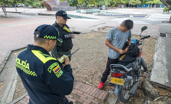 Por petición de la comunidad, autoridades se toman la plaza cívica en la ciudad de Neiva