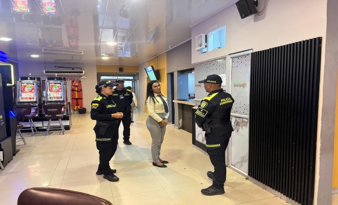 tres uniformados adscrito al grupo de infancia y adolescencia realizan campa&ntilde;as de prevenci&oacute;n a dos ciudadanas 
