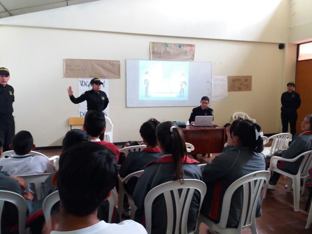 Actividad comunitaria ESMAD en Duitama 