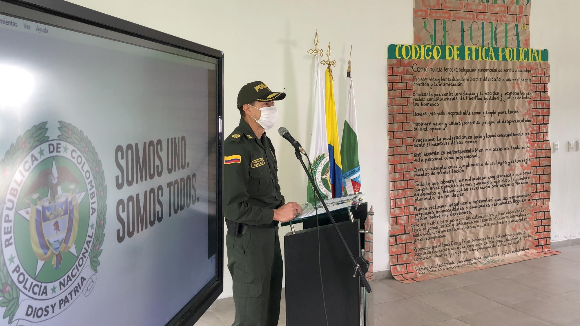 Teniente Coronel Herberth Noé Mejía Castro, Director Escuela de Carabineros Alejandro Gutiérrez  