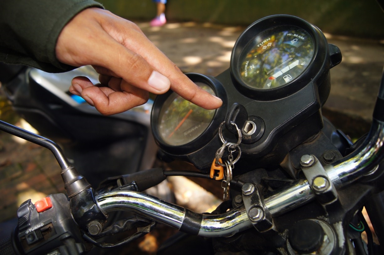 Pago de recompensas por información para capturar delincuentes dedicados al hurto de motos. 