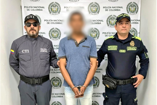 Funcionario CTI, funcionario Policía Nacional y Capturado por el delito de acto sexual con menor de 14 años
