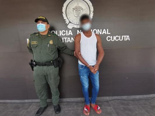 Gracias a la cooperación ciudadana, la Policía Nacional captura un hombre extranjero por homicidio