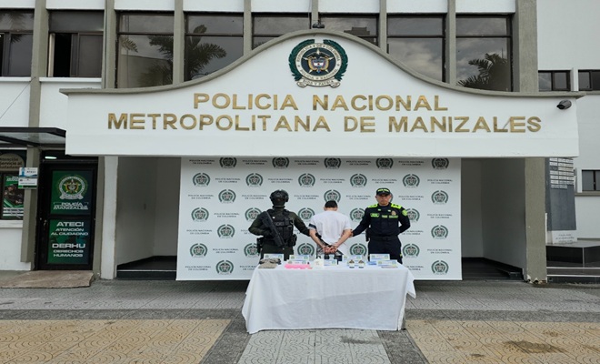 dos uniformados, un capturado y estupefacientes incautados