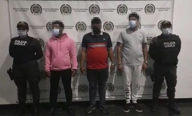 Capturados en Medellín por extorsión a comerciante 