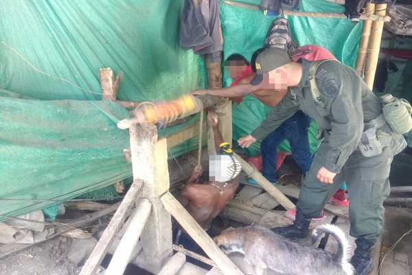 cinco capturados por ejercer minería ilegal 