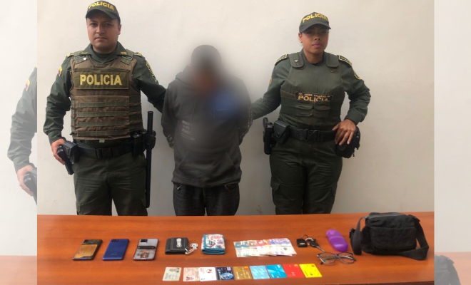 Capturada por el delito de hurto y recuperación  de elementos como celulares y dinero en  efectivo