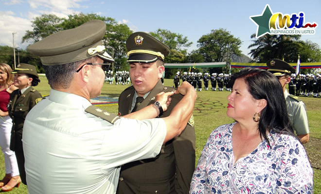 En-el Meta-ascienden-11-oficiales-de-la-Policía Nacional