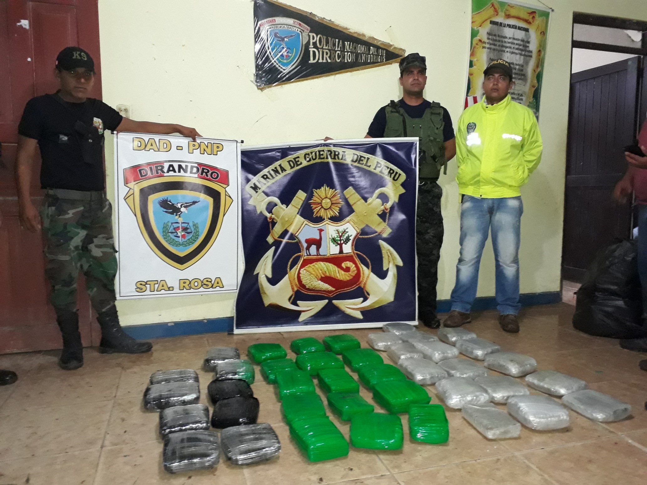 Policías-de-Colombia-y-Perú-unieron-esfuerzos 