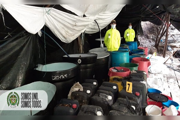 Destruido complejo para el procesamiento de clorhidrato de cocaína