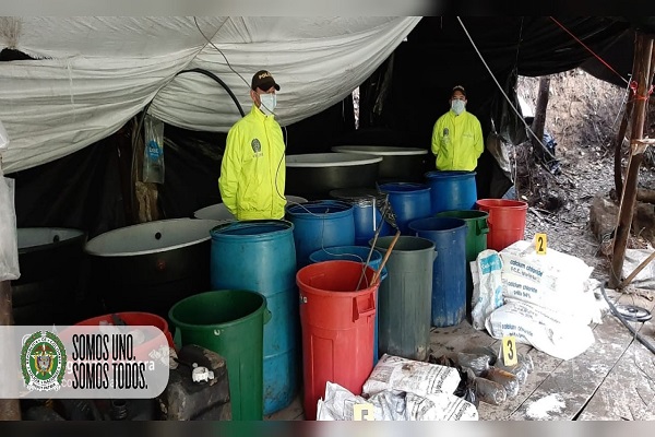 Destruido complejo para el procesamiento de clorhidrato de cocaína