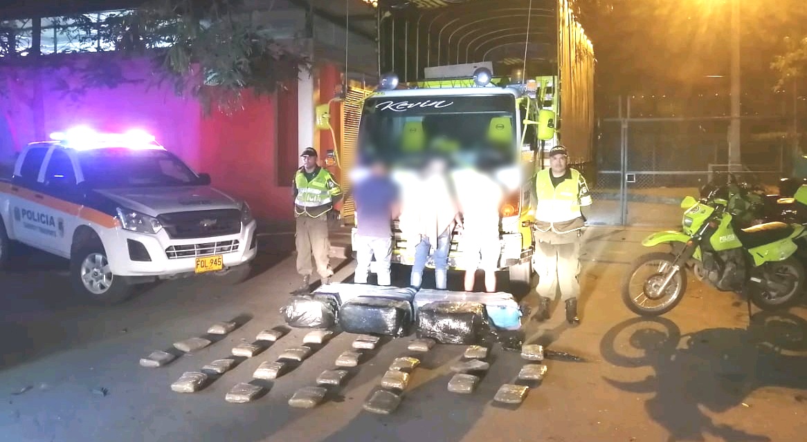 Tres hombres fueron los capturados con los estupefacientes en la vía Ibagué – Espinal.