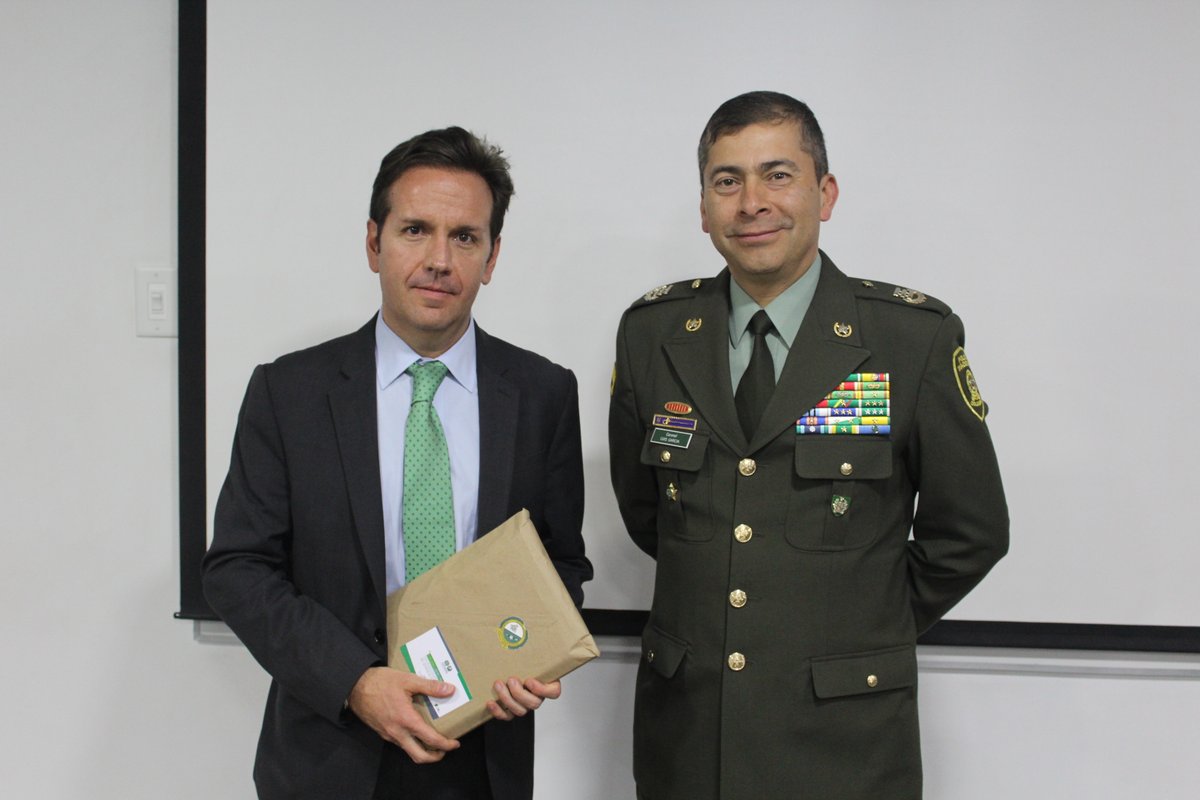 Docente Escuela de Postgrados de Policía