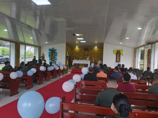 Engalanada-celebración-en-honor-a-la-Virgen-del-Carmen-1