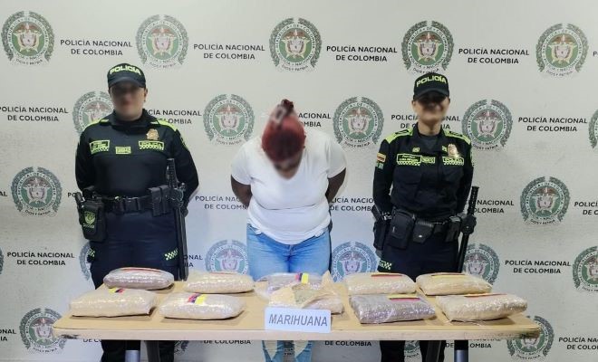Se movilizaba en un bus de servicio público con 10 kilos de marihuana