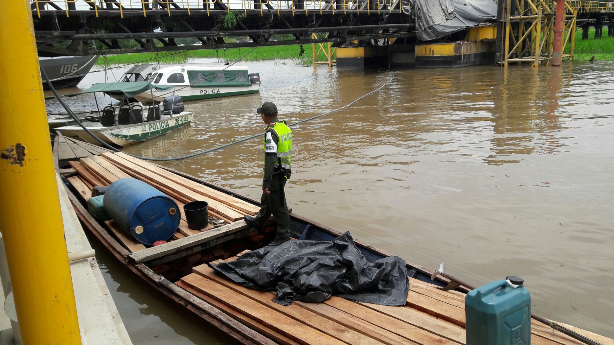  El muelle fluvial victoria regia y el malecón turístico son objeto de control permanente