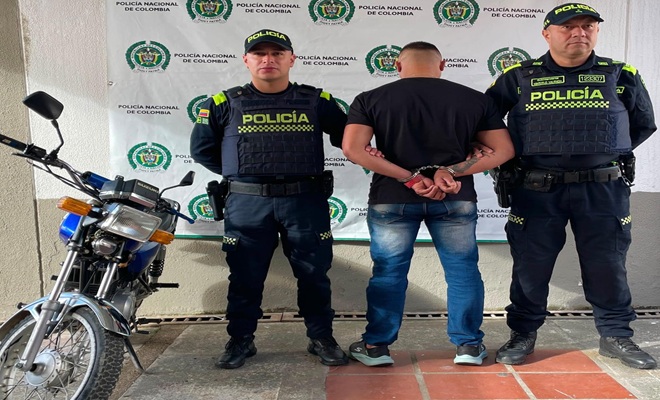 Motocicleta recuperada y capturado un ciudadano