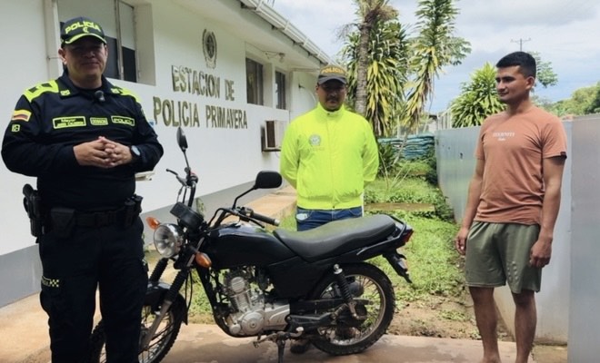 Policía Nacional recuperó motocicleta hurtada gracias a información ciudadana en La Primavera, Vichada