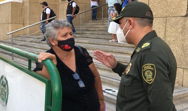 No_caiga_en_la trampa_las_vacunas_contra_el_covid_19_no_se_venden_2