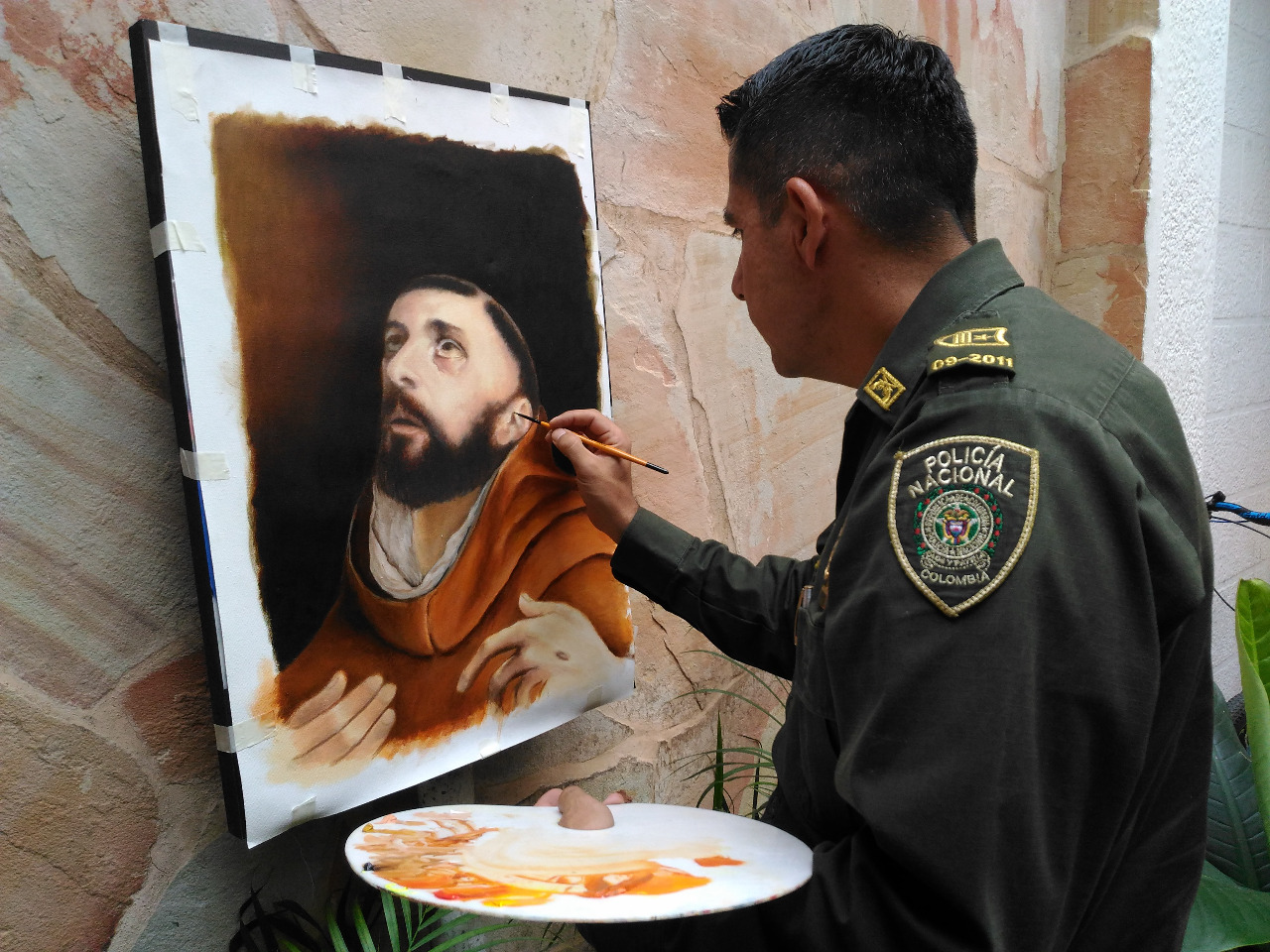 policia-cuadro-oleo-para-el-papa-colombia