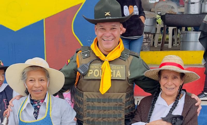 ontó con la participación de la comunidad y turistas que se unieron a la celebración cultural y gastronómica.