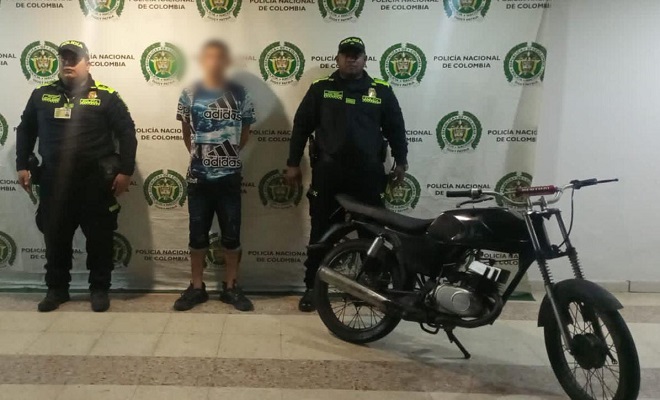 Policía Nacional, logra la recuperación de una motocicleta en el barrio Tuquila de la comuna 6