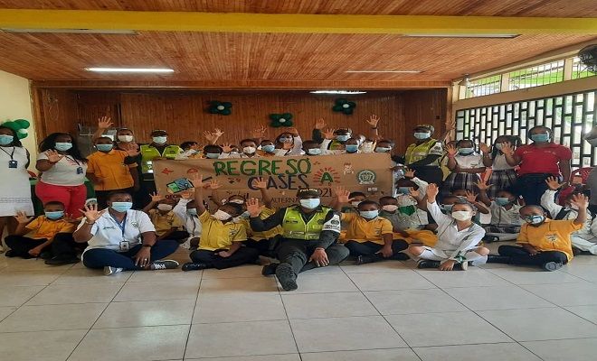 Regreso a clases con la Policía Nacional, en el departamento del Chocó.