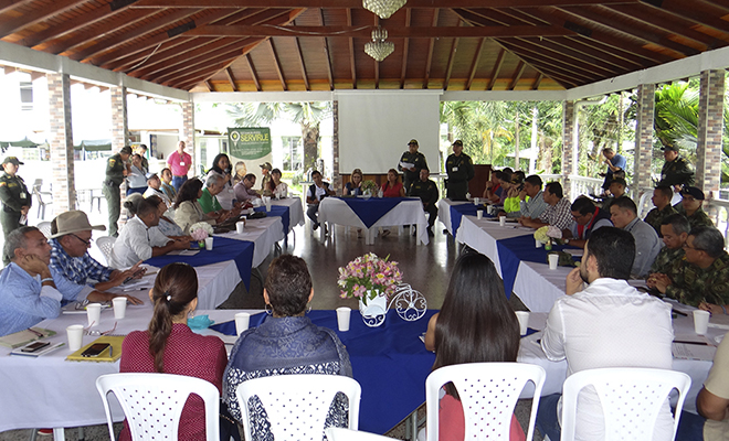 En-el-Meta-junto-a-líderes-y-lideresas-sociales-velamos-por-los-derechos humanos