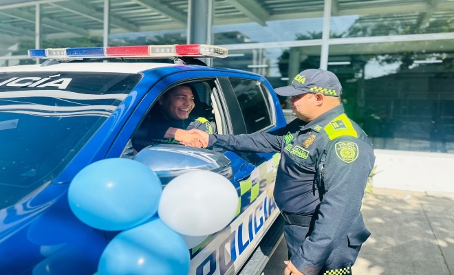 saludo de compañeros, sincero y honorable 