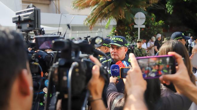 Comandante de la Policía Metropolitana de Bucaramanga en entrevista en puesto de votación