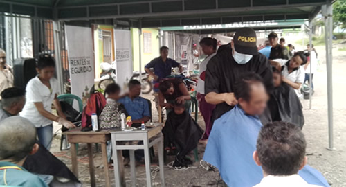 ayuda-habitantes-calle-policia-putumayo