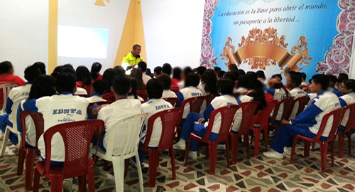 campana-policia-ninos-narino-colegios-seguros