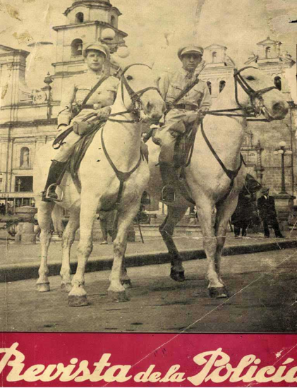 Portada de la Revista de la Policía