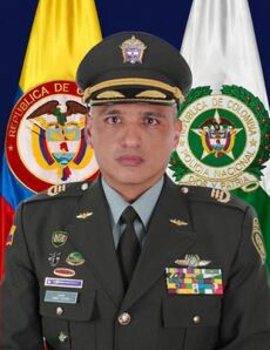 Coronel James Totena Gir&oacute;n